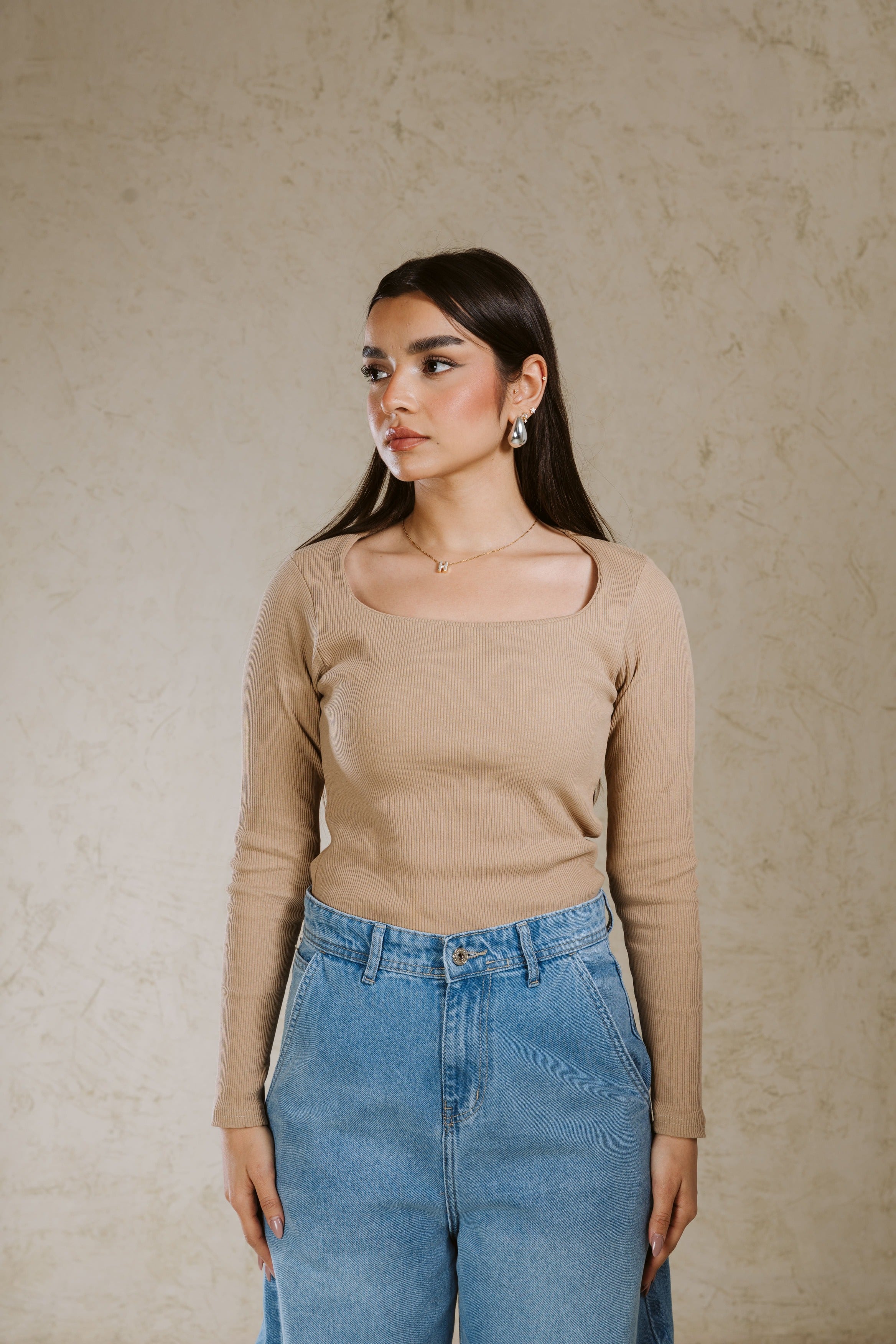 SQUARE NECK BASIC TOP LINED