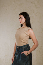 CREW NECK BASIC TOP SLEEVELESS