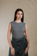 CREW NECK BASIC TOP SLEEVELESS